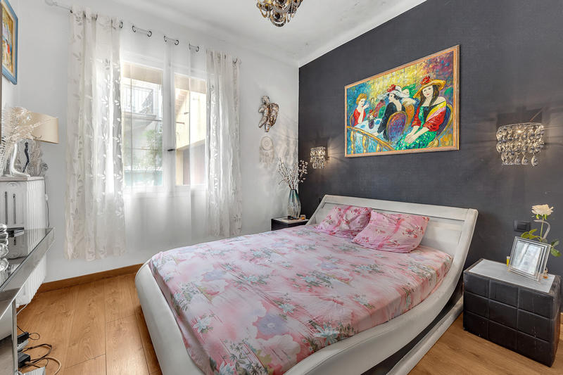 Appartement - 74 m² - 2 pièces