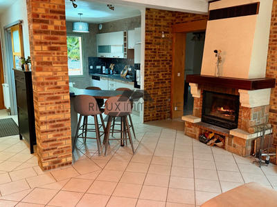 Propriété - 171 m² - 7 pièces