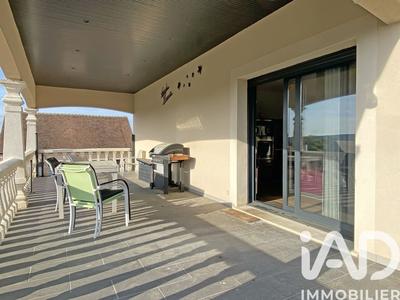 Maison - 185 m² - 7 pièces