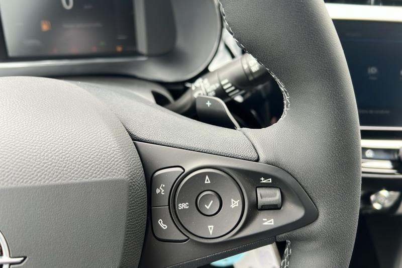 Opel Corsa Hybrid 110 E-Dct6 Gs Pk c