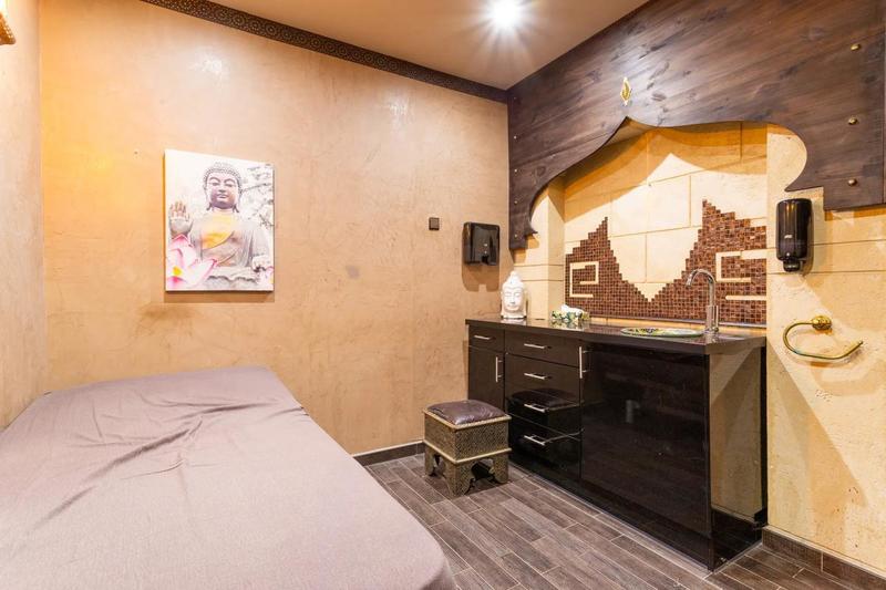 Maison de ville - 240 m² - 10 pièces