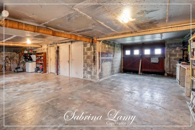 Maison - 90 m² - 5 pièces