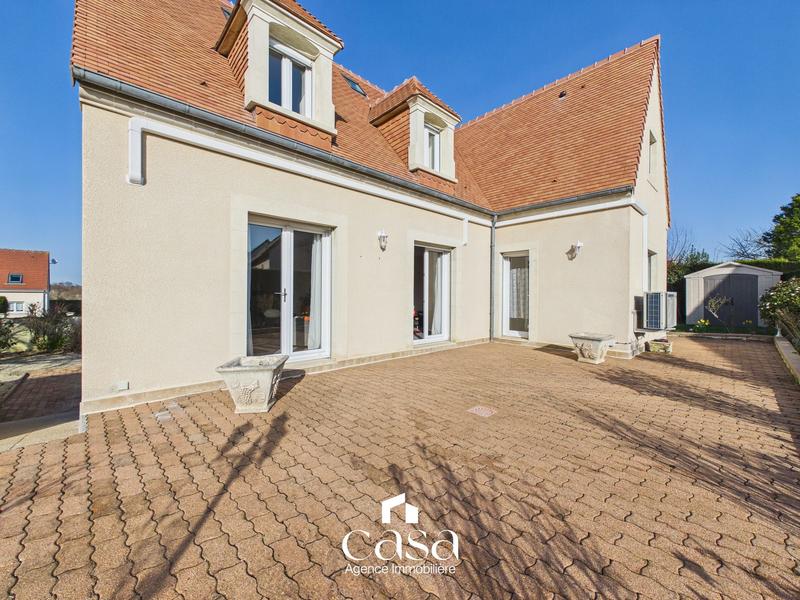 Maison - 190 m² - 6 pièces