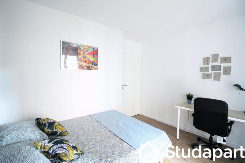 Chambre - 10 m² - 1 pièce