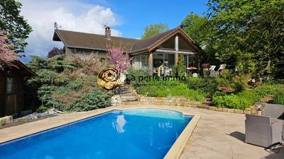 Maison - 160 m² - 6 pièces