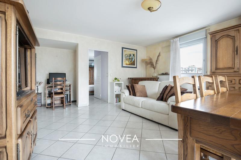 Appartement - 85 m² - 4 pièces