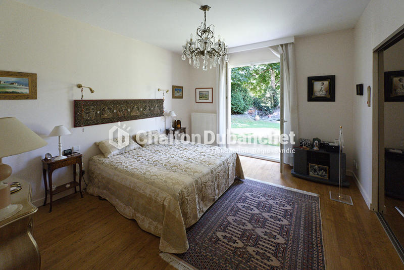 Villa - 170 m² - 6 pièces