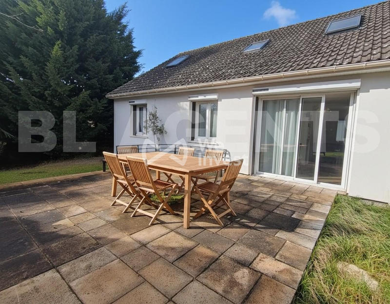 Maison - 120 m² - 6 pièces