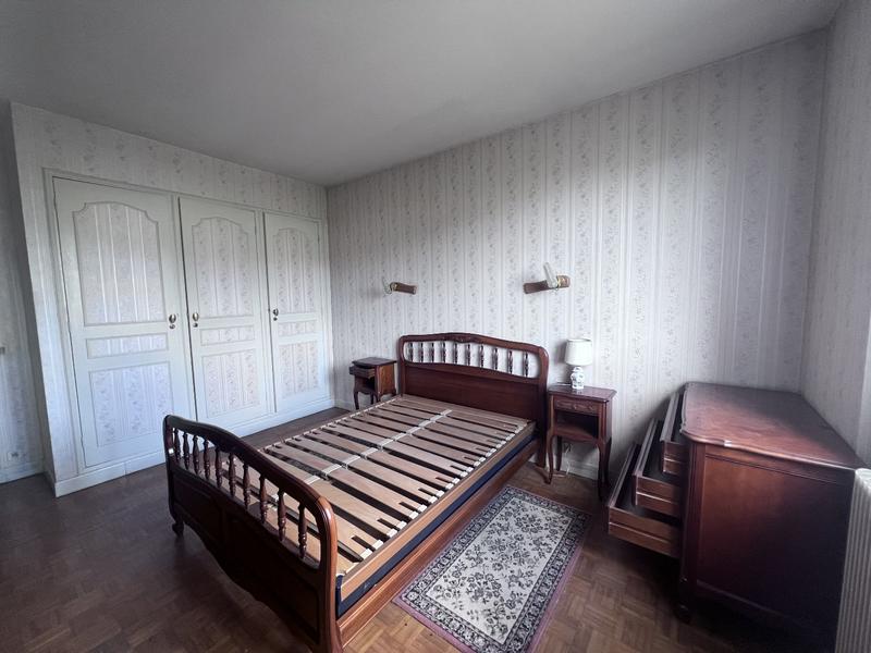 Maison - 185 m² - 7 pièces