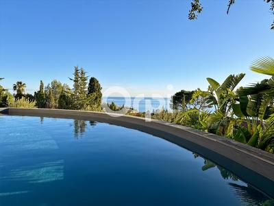 Villa - 230 m² - 6 pièces