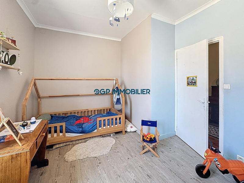 Maison - 200 m² - 4 pièces