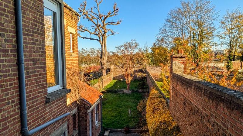 Maison bourgeoise - 183 m² - 8 pièces