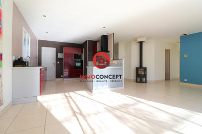 Villa - 117 m² - 6 pièces