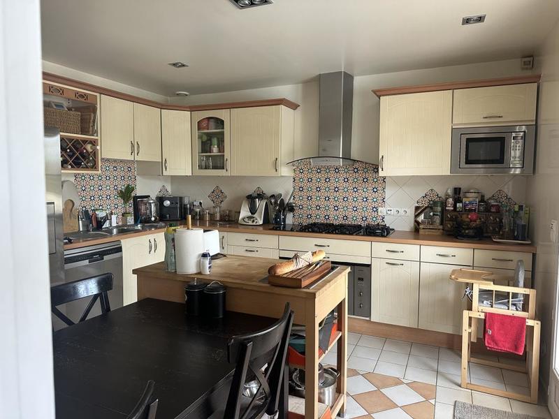 Maison - 190 m² - 8 pièces