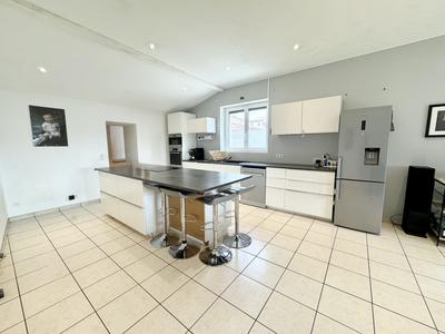 Maison - 150 m² - 5 pièces