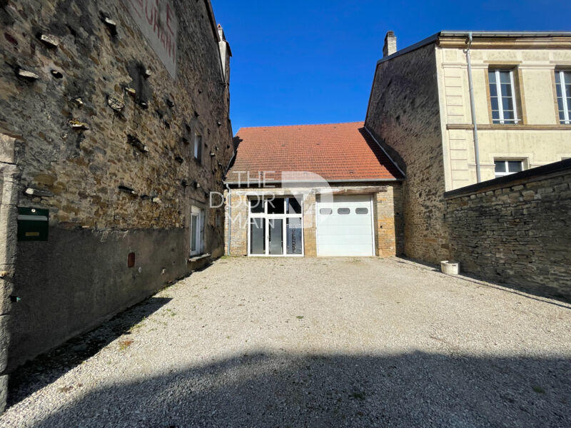 Maison - 198 m² - 6 pièces