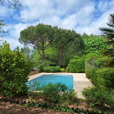 Maison - 140 m² - 5 pièces