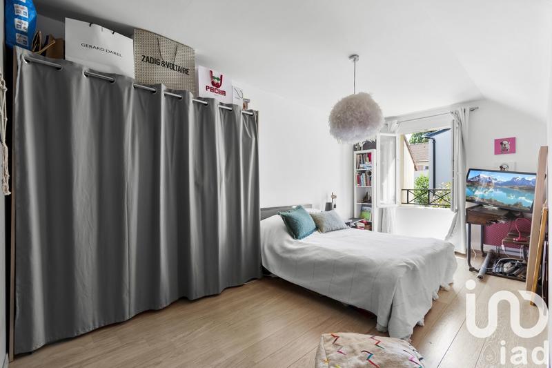 Maison - 198 m² - 7 pièces