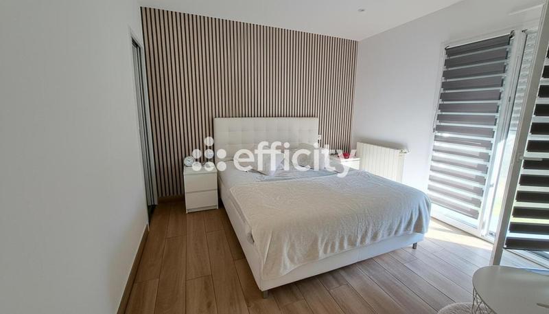 Maison - 187 m² - 7 pièces