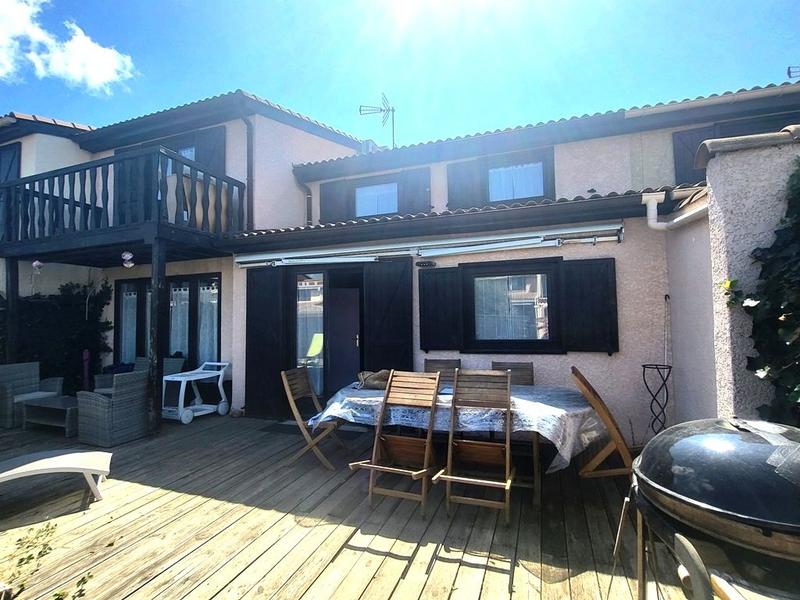 Maison - 75 m² - 5 pièces