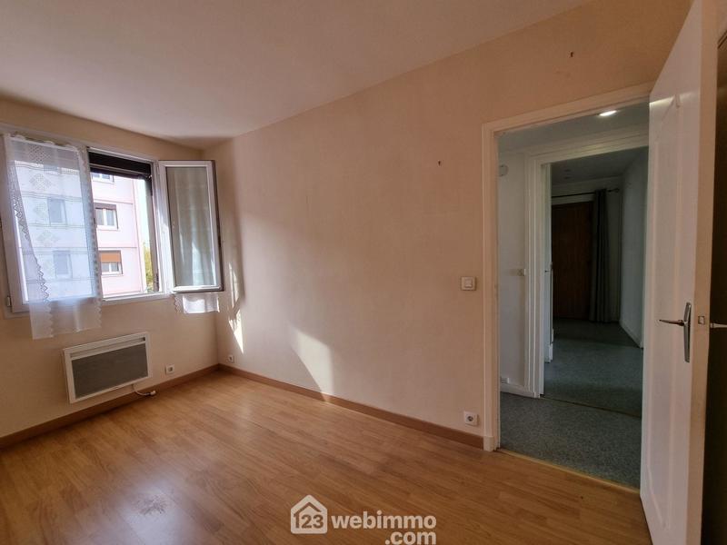 Appartement - 65 m² - 4 pièces