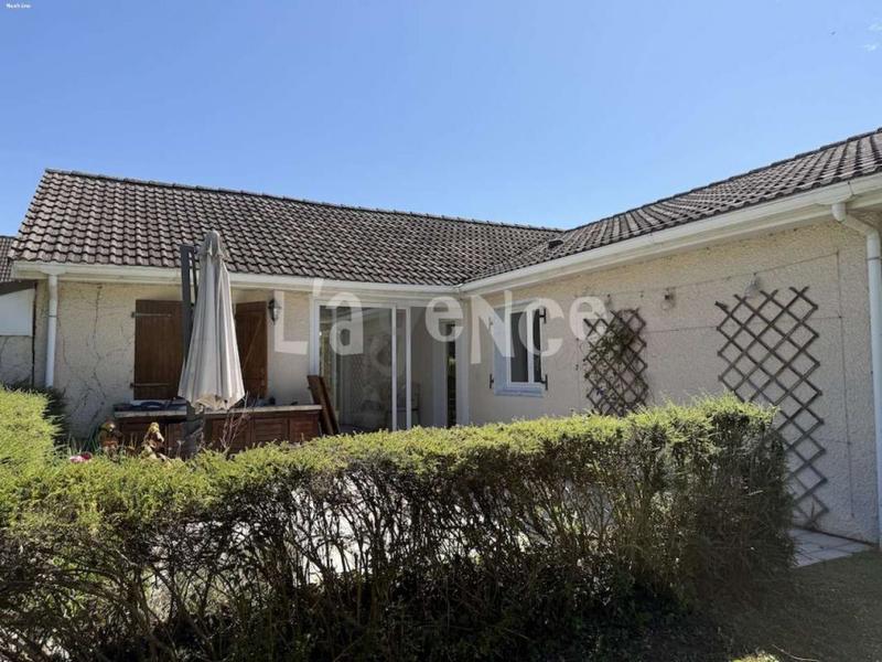 Maison - 104 m² - 6 pièces