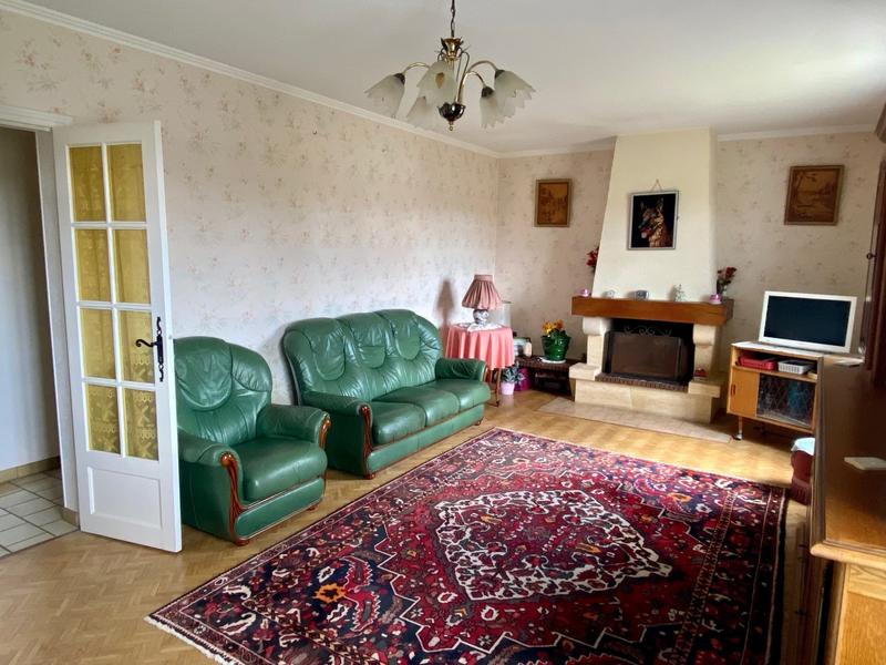 Maison traditionnelle - 123 m² - 6 pièces