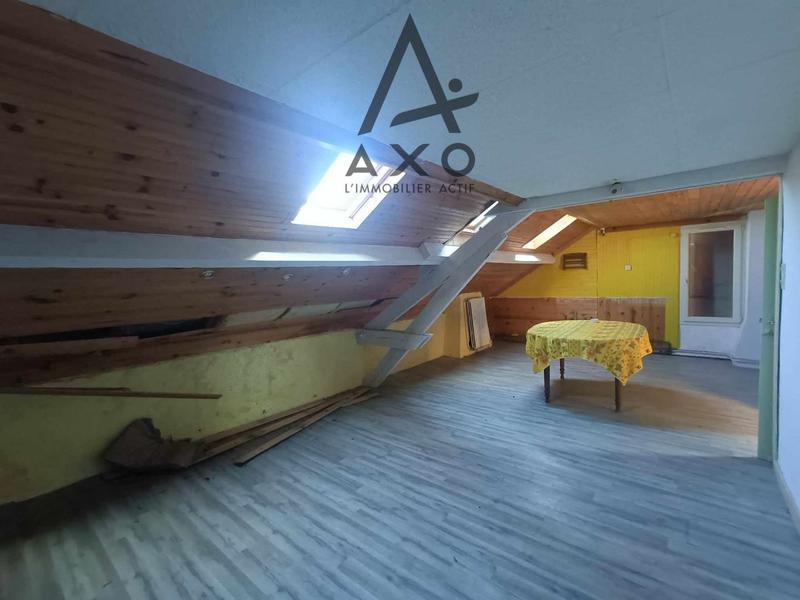 Immeuble - 185 m² - 6 pièces