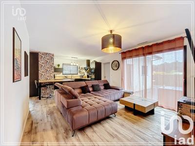 Maison - 137 m² - 10 pièces