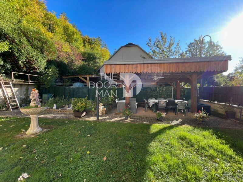 Maison - 168 m² - 5 pièces