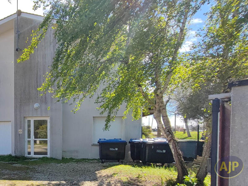 Local commercial - 26 m² - 1 pièce