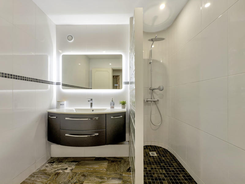 Appartement - 150 m² - 6 pièces