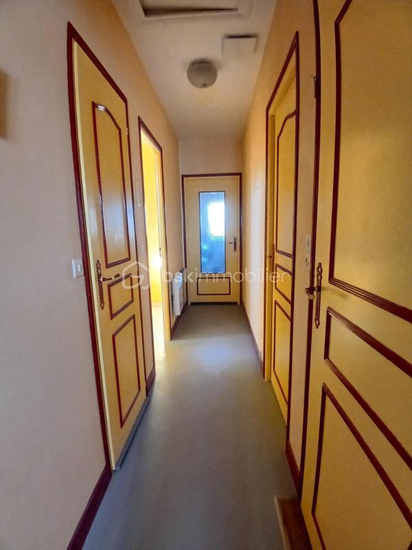 Maison - 163 m² - 8 pièces