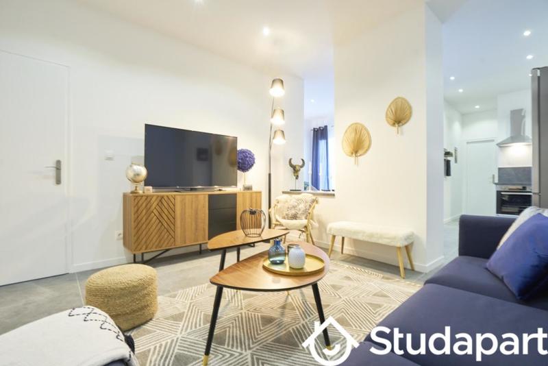 Chambre - 11 m² - 1 pièce