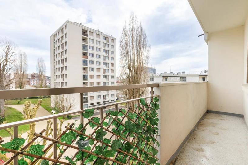 Appartement - 70 m² - 4 pièces