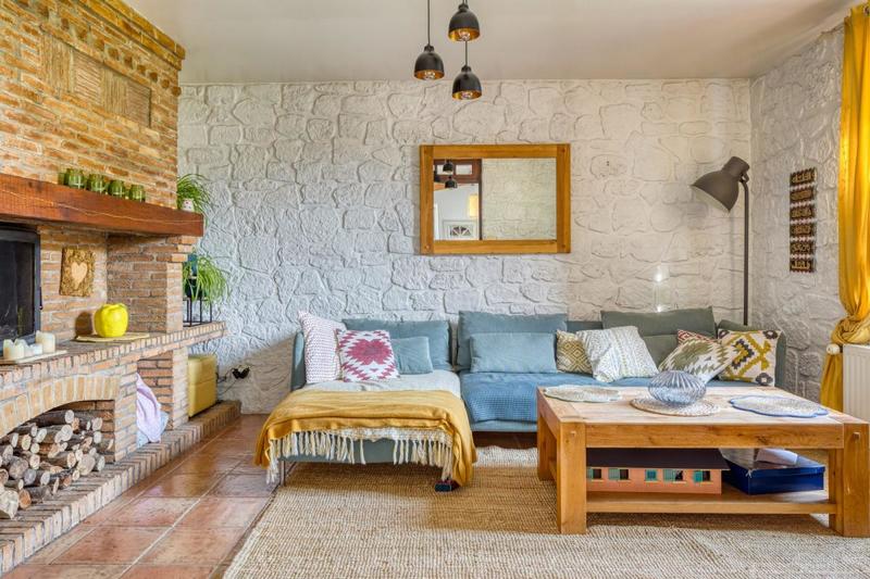 Maison ancienne - 162 m² - 8 pièces