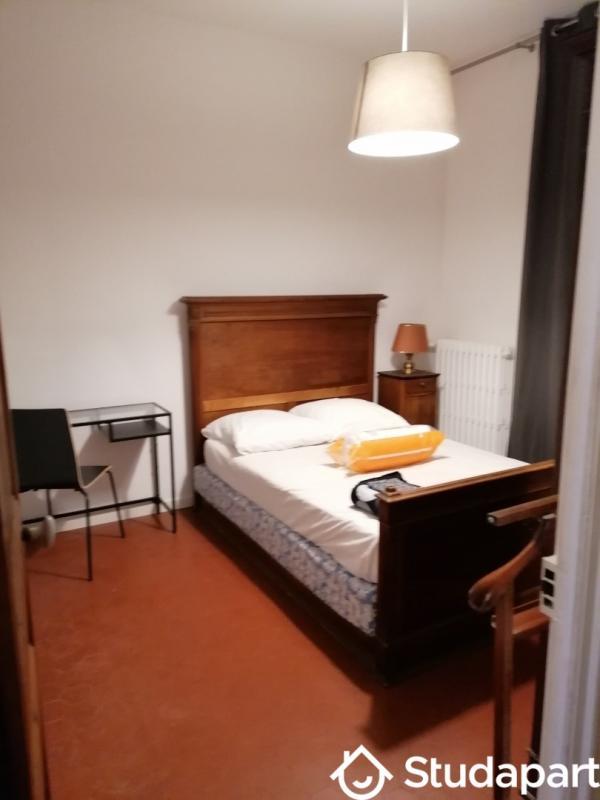 Chambre - 12 m² - 1 pièce