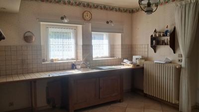 Maison - 180 m² - 4 pièces