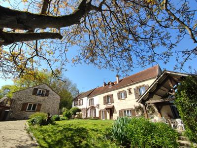 Maison ancienne - 350 m² - 13 pièces