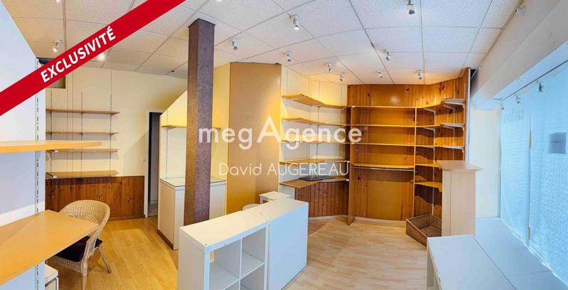 Local commercial - 33 m² - 2 pièces