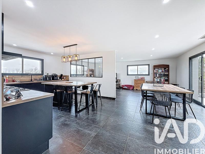 Maison - 156 m² - 6 pièces