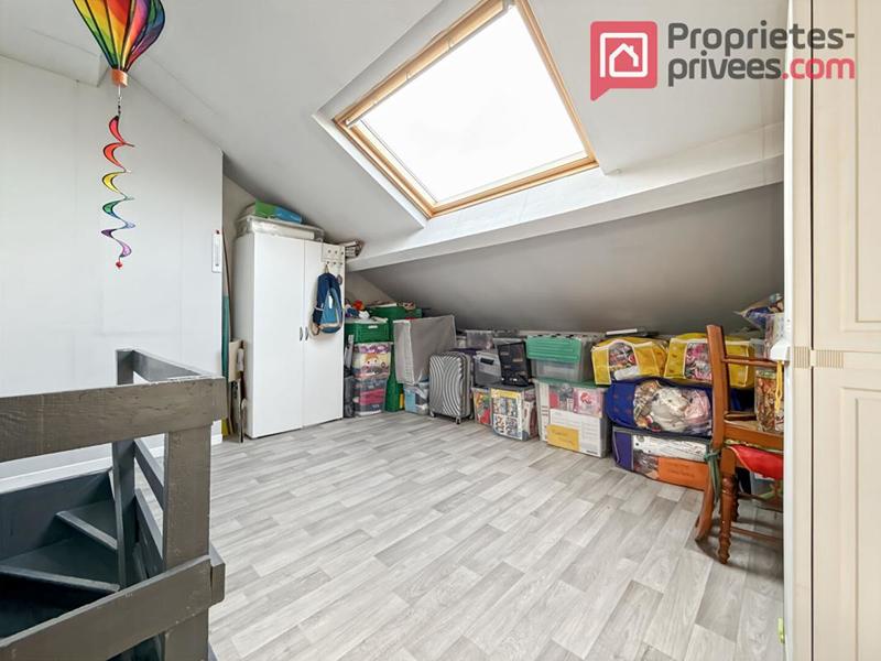 Maison - 94 m² - 5 pièces