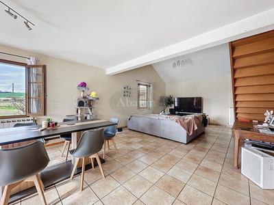 Maison - 257 m² - 11 pièces