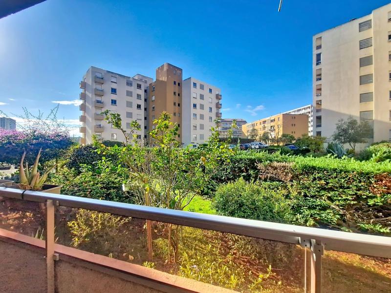 Appartement - 97 m² - 4 pièces