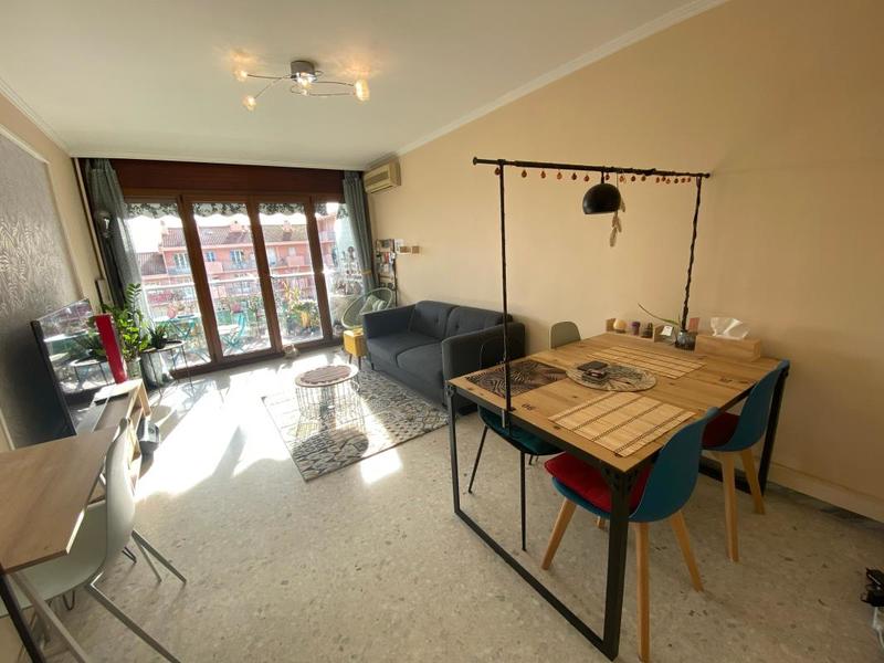 Appartement - 65 m² - 3 pièces