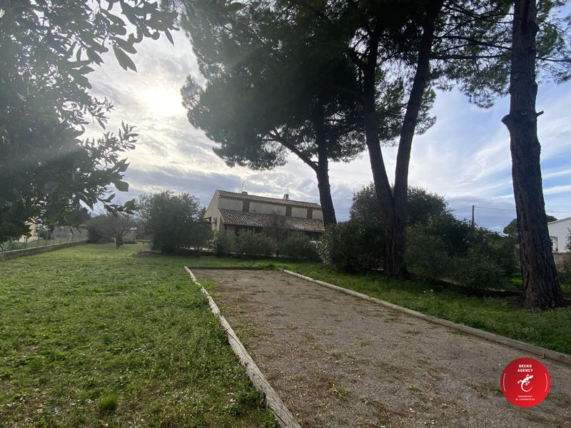 Maison - 142 m² - 8 pièces