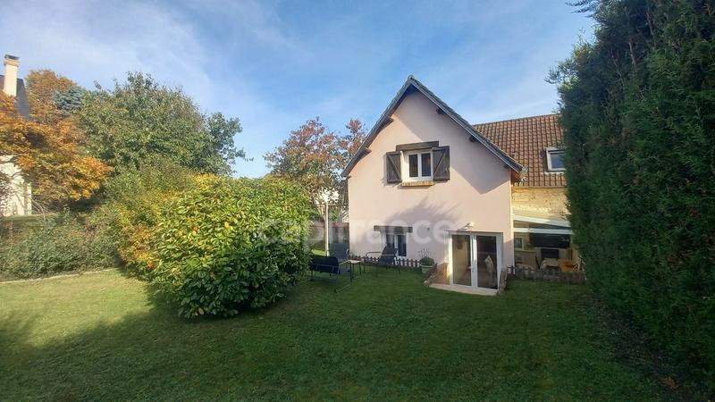 Maison - 165 m² - 7 pièces