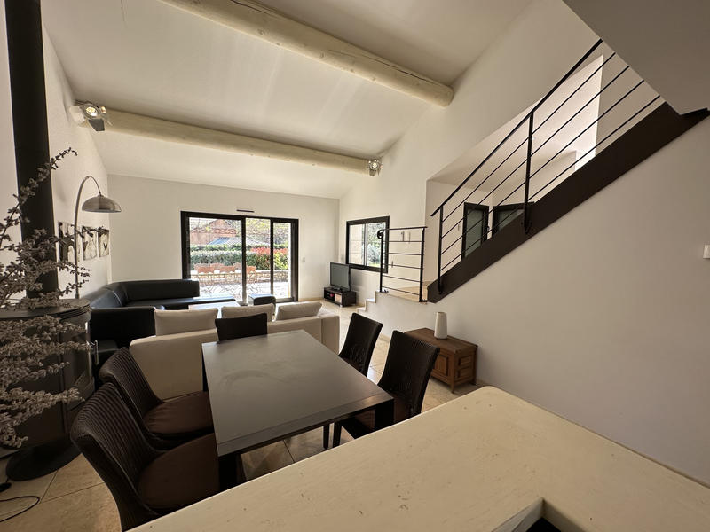 Maison - 150 m² - 4 pièces