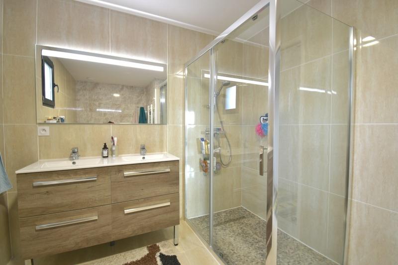 Maison - 151 m² - 6 pièces