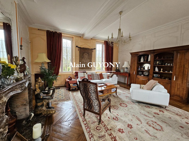 Manoir - 302 m² - 15 pièces